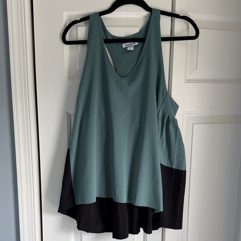 Athleta Teal and Black Flowing Racerback Tank